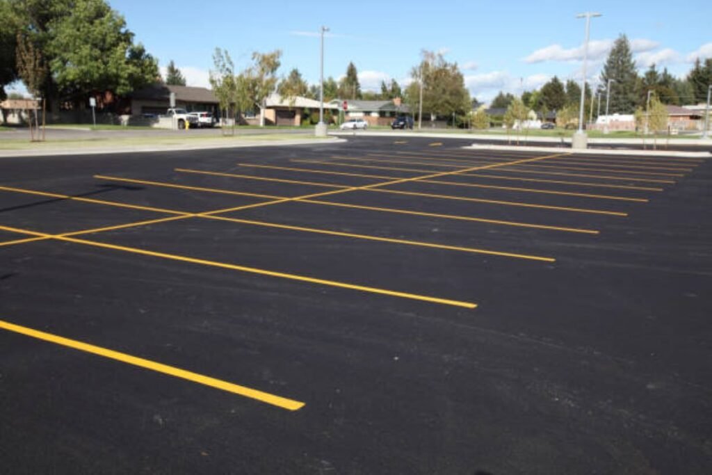 Entran en su fase final las obras del parking municipal de la segunda estación de tren