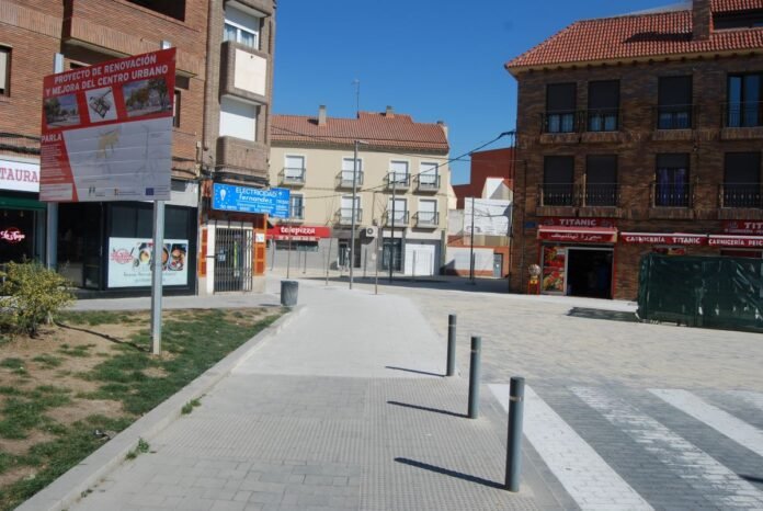 El Ayuntamiento abre a la ciudadanía otro de los tramos peatonalizados del centro urbano