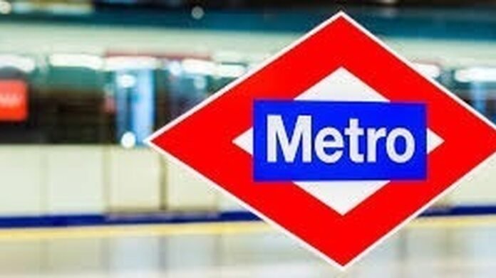 Logo de Metro